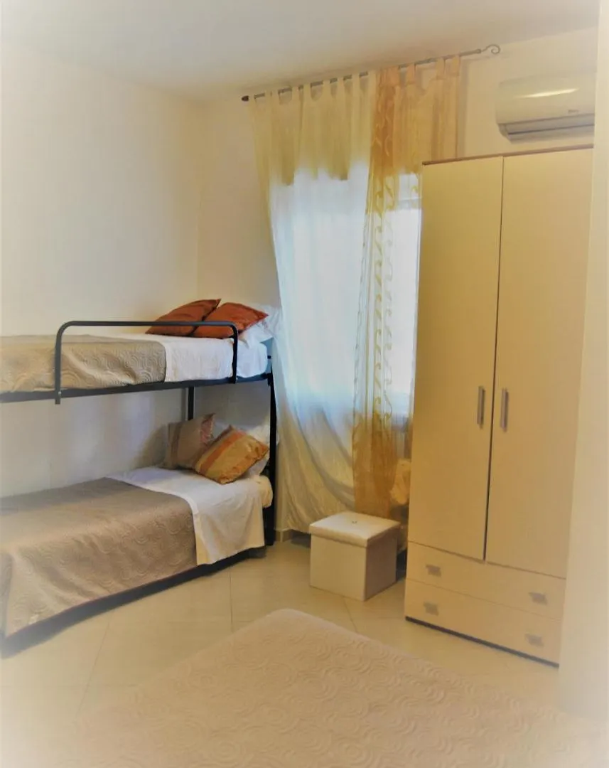 Villa Aurora B&B Bari 3*,  Italia